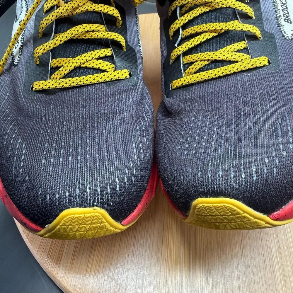 Brooks Ghost Max 2 runDisney Mickey Mouse Men’s Sz 8.5 2E (Wide)